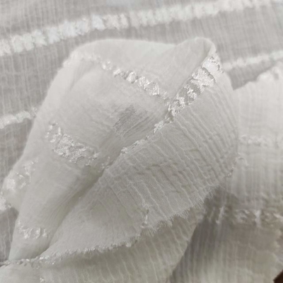Nano-Falten-Querstreifen-Jacquardwebstuhl-Polyester-Chiffon- Gewebe-Sonnenschutz 100%